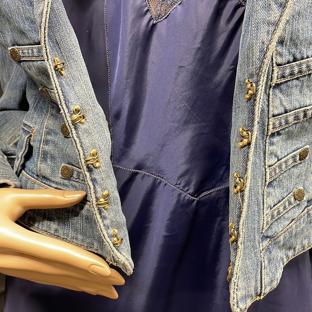 New York & Company Blue Jean Distressed Jacket NWOT - Picture 10 of 10